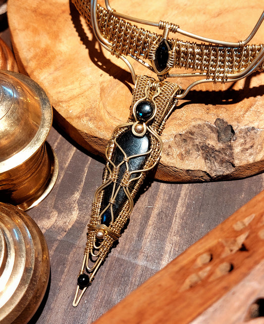 WIRE-WRAPPED NECKLACE HYPERSTENE