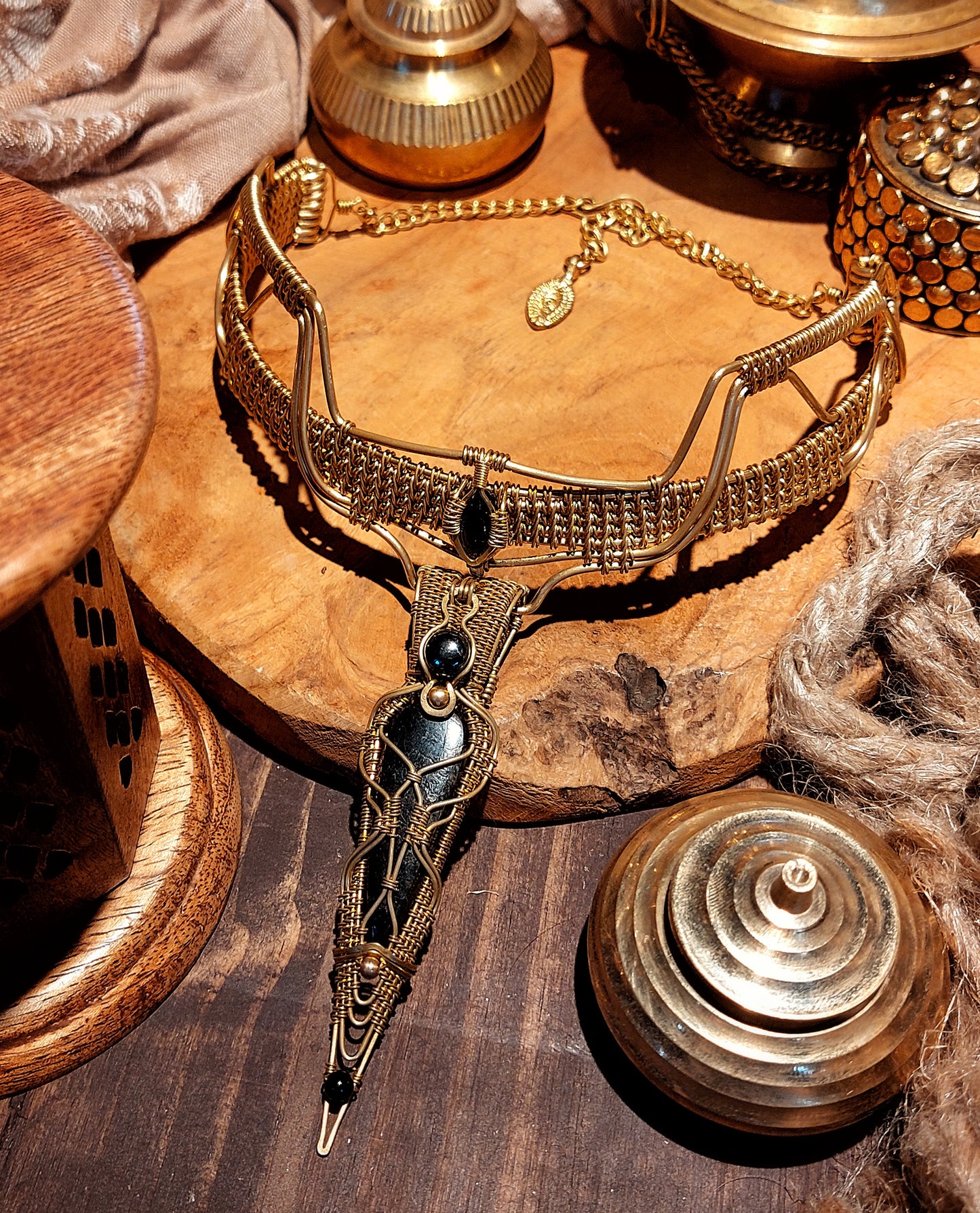 WIRE-WRAPPED NECKLACE HYPERSTENE