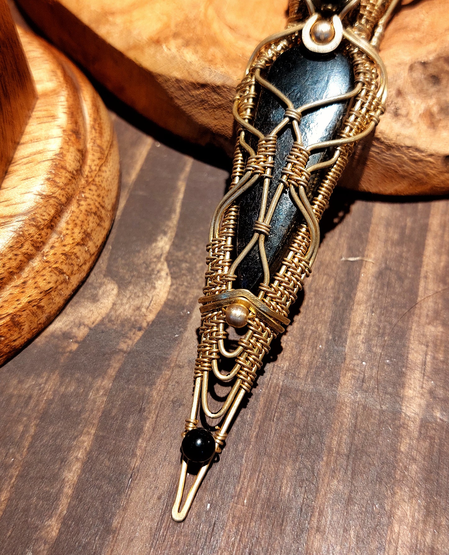 WIRE-WRAPPED NECKLACE HYPERSTENE