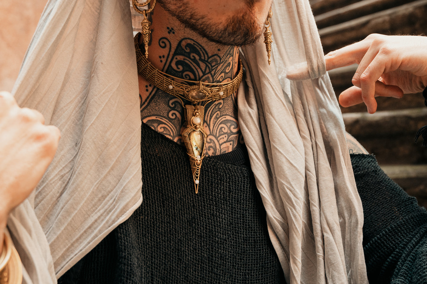 WIRE-WRAPPED NECKLACE LABRADORITE