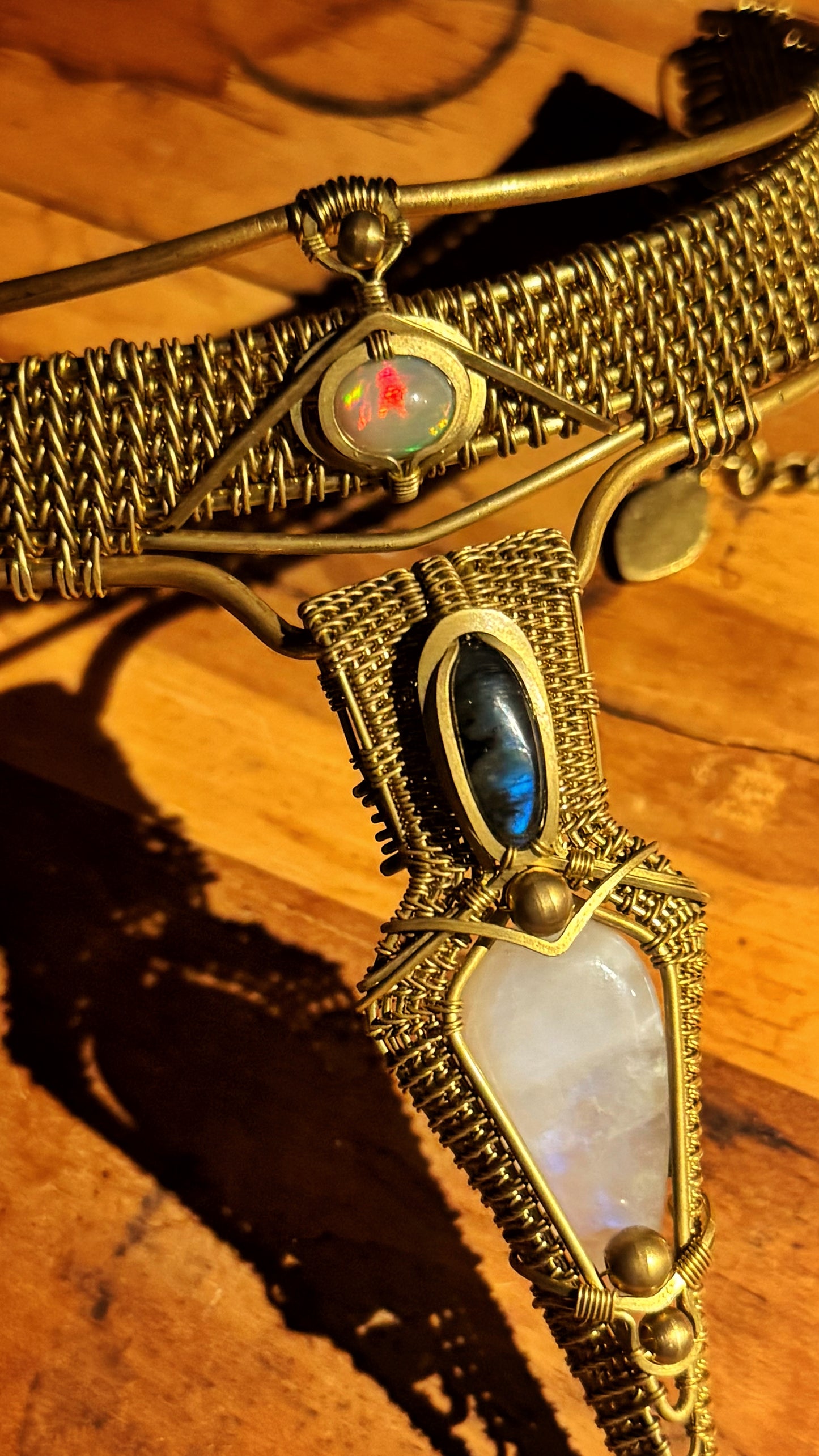 WIRE-WRAPPED MOONSTONE NECKLACE