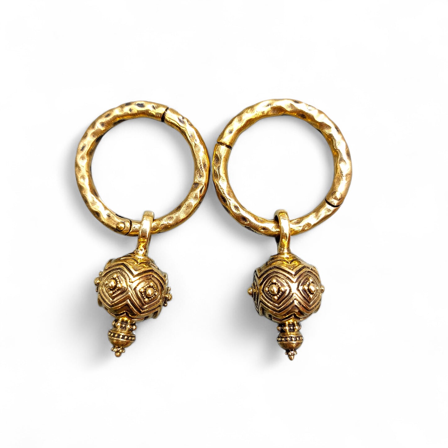 GOLIKA HANGER GOLD SINGLE