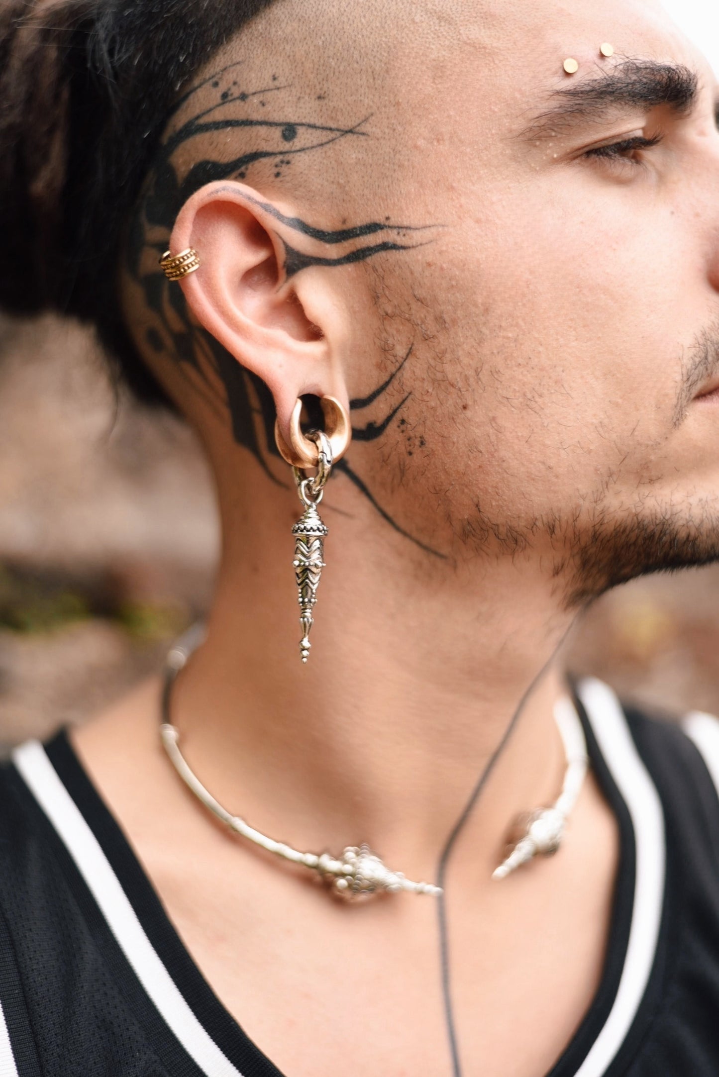 TEZARA HANGER SILVER SINGLE