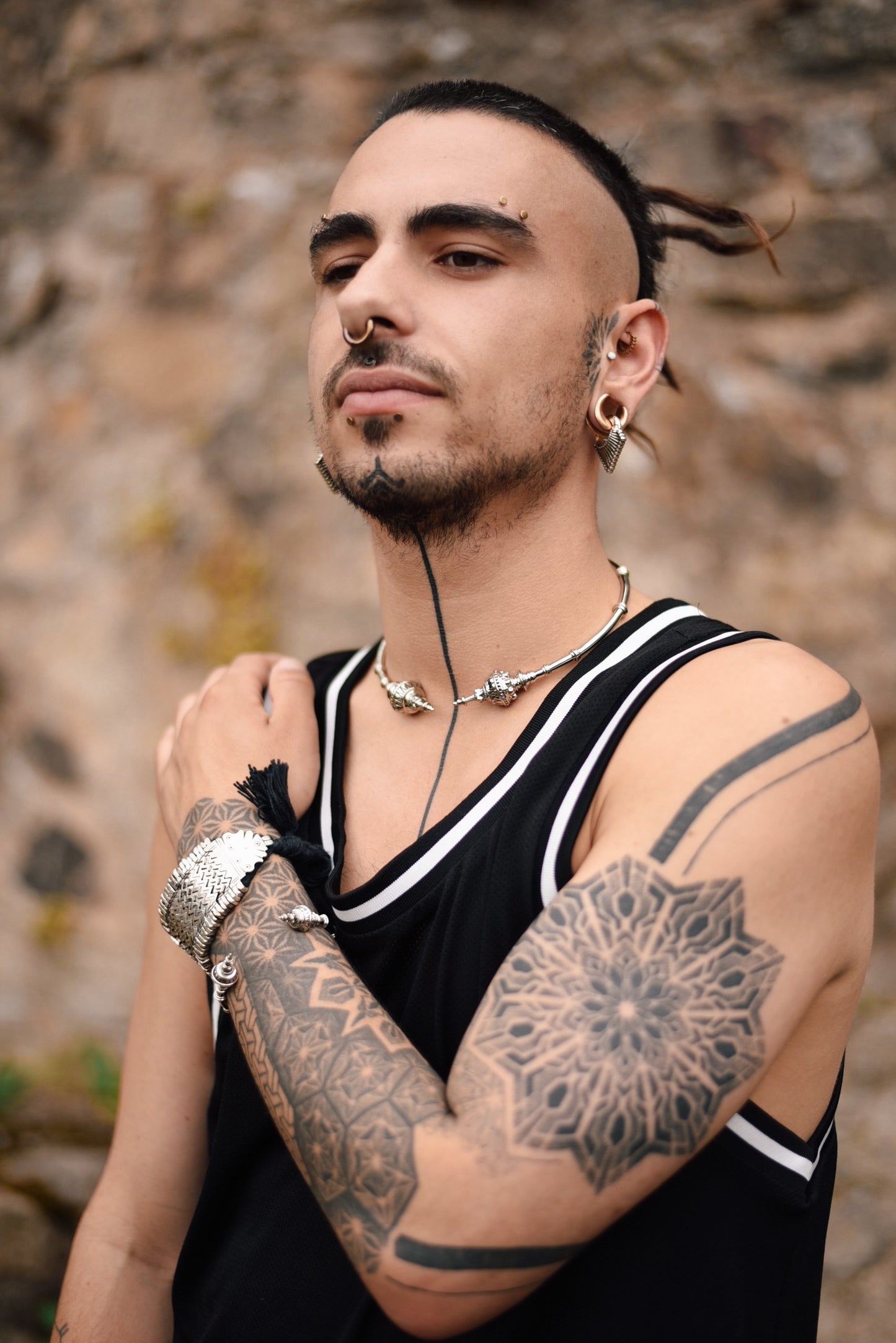 INITIAL SPARK SILVER SINGLE