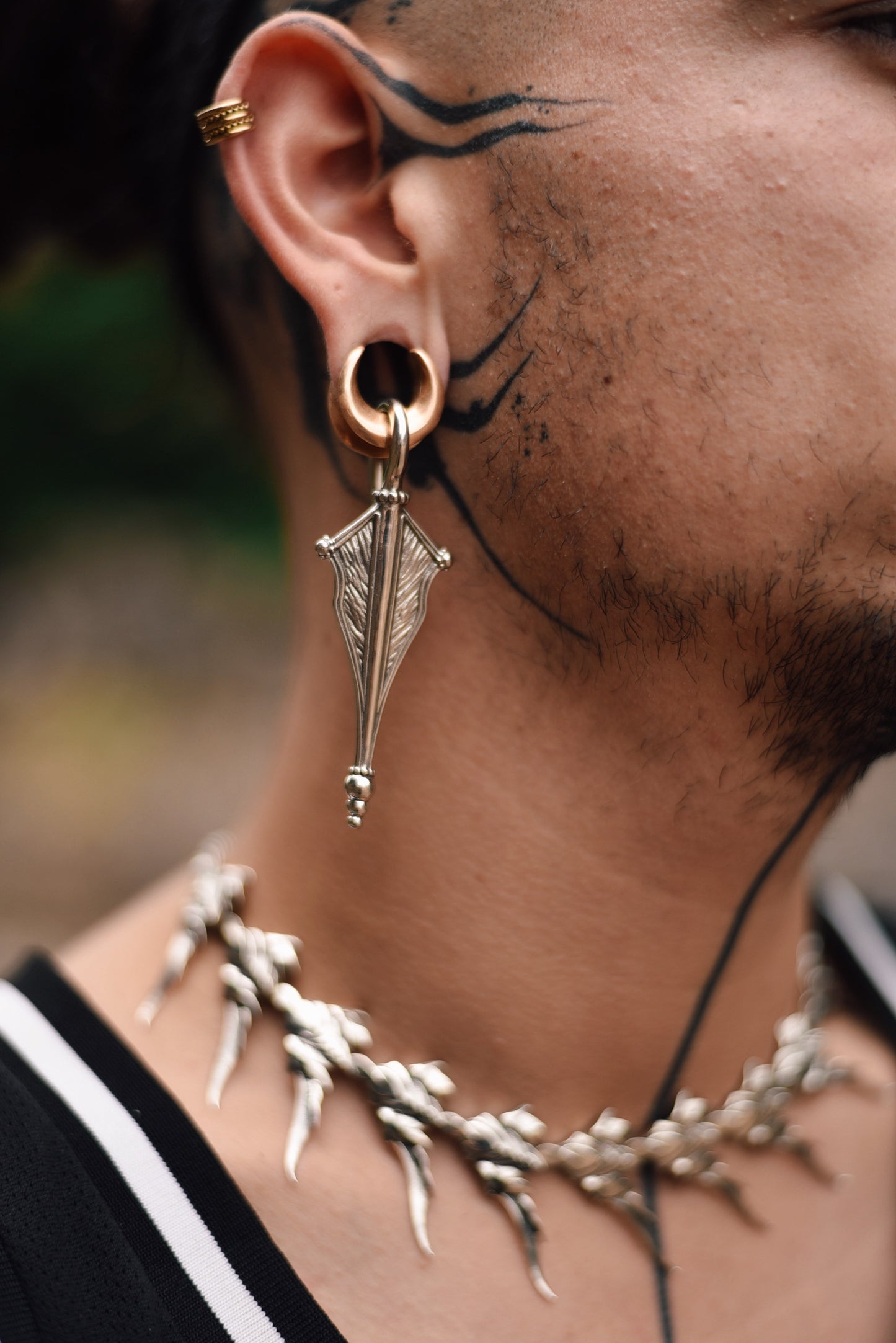 ITAYAN HANGERS SILVER