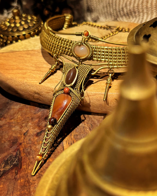 CARNELIAN WIRE-WRAPPED NECKLACE