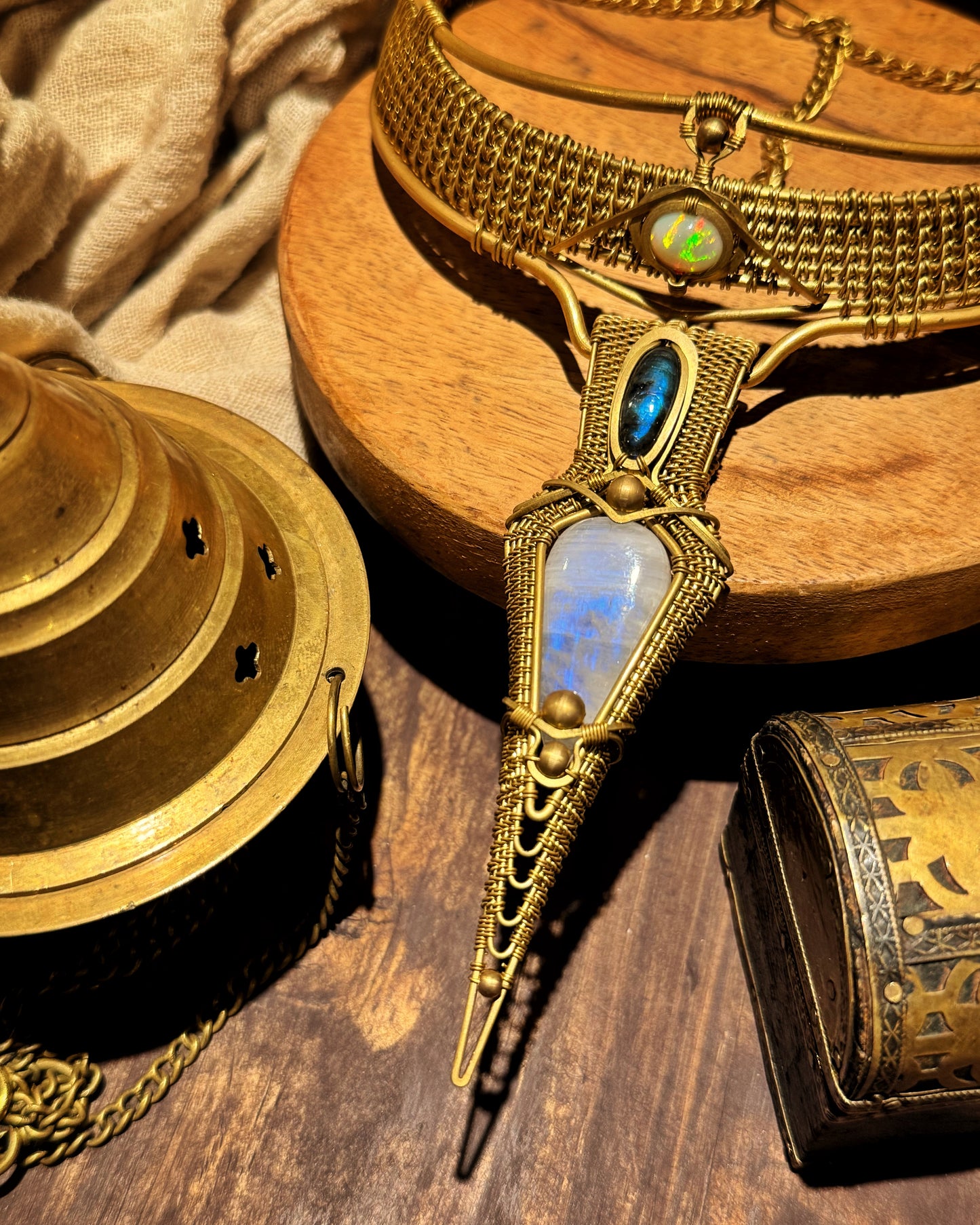 WIRE-WRAPPED MOONSTONE NECKLACE