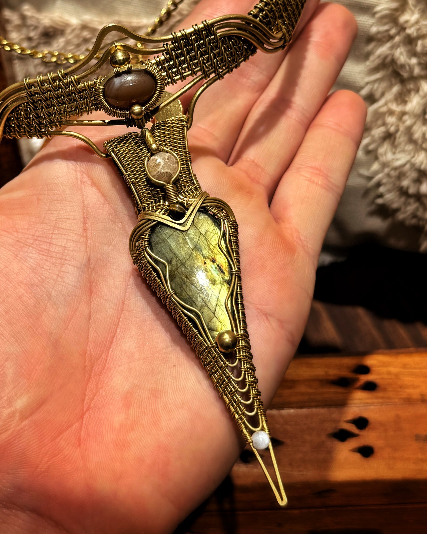 LABRADORITE WIRE-WRAPPED NECKLACE