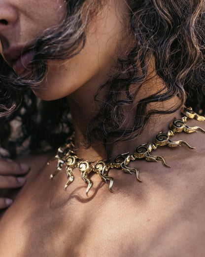 GUARDIAN SPINE NECKLACE GOLD