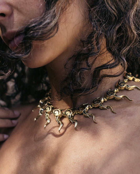 GUARDIAN SPINE NECKLACE GOLD
